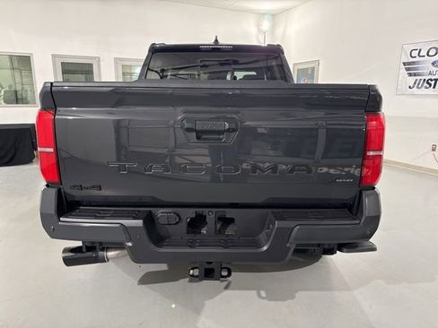 New 2025 Toyota Tacoma TRD Off-Road image 6