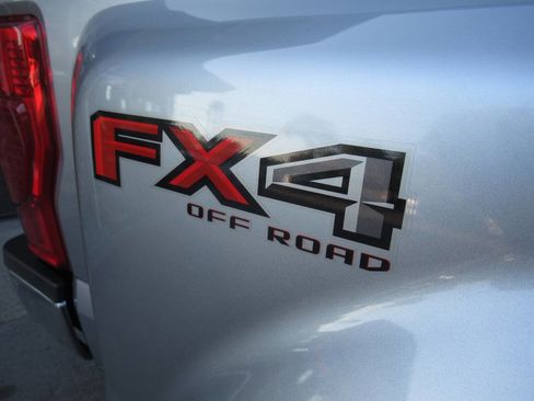 Used 2021 Ford F350 Lariat w/ Lariat Ultimate Package image 11