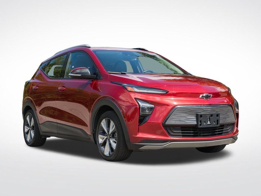 Certified 2022 Chevrolet Bolt EUV LT w/ Convenience Package FWD image 1