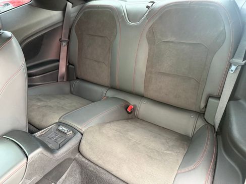 Used 2019 Chevrolet Camaro ZL1 RWD image 22