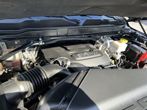 Used 2022 RAM 2500 Big Horn w/ Level C Equiment Group image 26