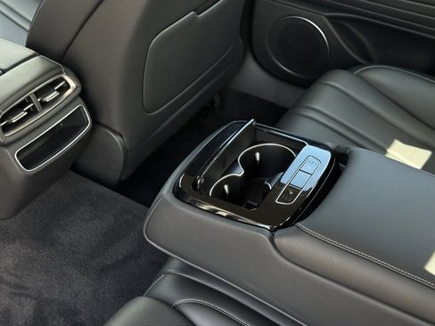 Used 2024 Genesis G80 2.5T image 29