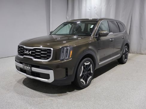 Used 2025 Kia Telluride S AWD/4WD image 5
