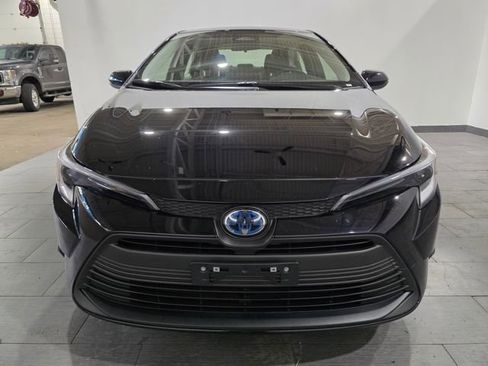 Used 2024 Toyota Corolla LE image 8