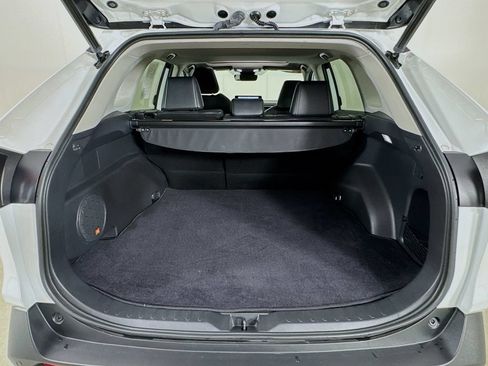 Used 2023 Toyota RAV4 Limited FWD image 31