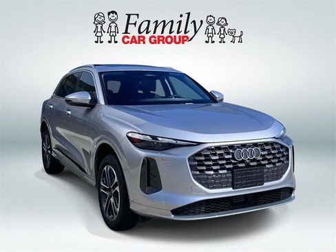 New 2025 Audi Q5 Premium image 2