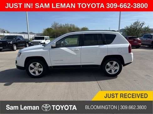 Used 2014 Jeep Compass Latitude w/ Sun/Sound Group AWD/4WD image 1