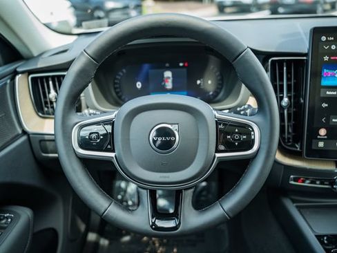 New 2026 Volvo XC60 B5 Ultra w/ Protection Package Premier AWD/4WD image 31