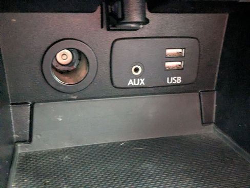 Used 2015 Subaru Outback 2.5i Limited image 23