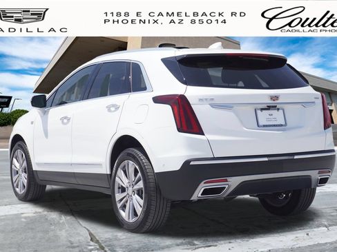 Used 2024 Cadillac XT5 Premium Luxury w/ Technology Package FWD image 3