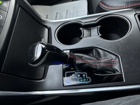 Used 2017 Toyota Camry SE image 24