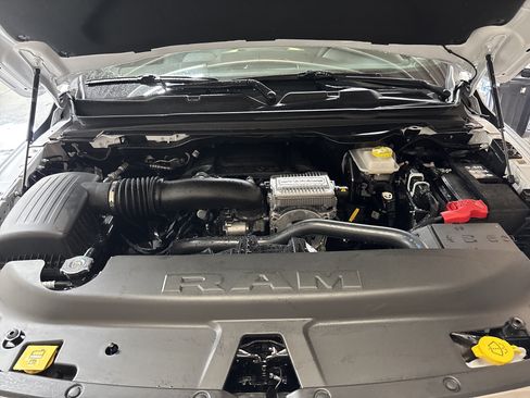 New 2026 RAM 1500 Big Horn AWD/4WD image 11