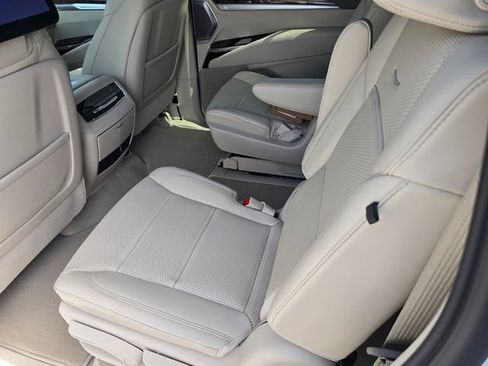 New 2026 Cadillac Escalade ESV Platinum Sport AWD/4WD image 13