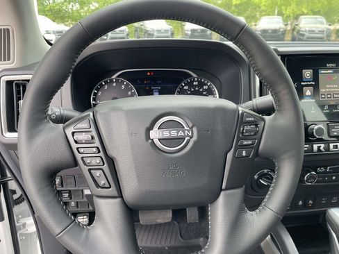 New 2026 Nissan Frontier SV w/ SV Convenience Package AWD/4WD image 20