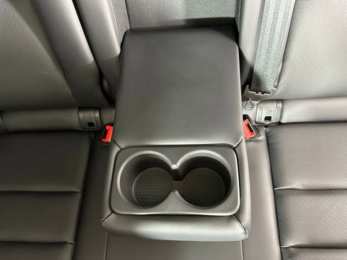 Used 2023 Nissan Rogue SV w/ SV Premium B Package image 32