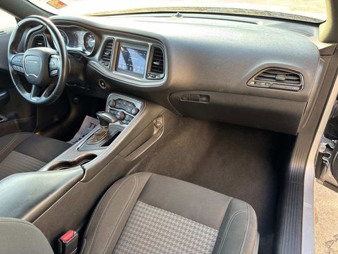 Used 2023 Dodge Challenger SXT image 24