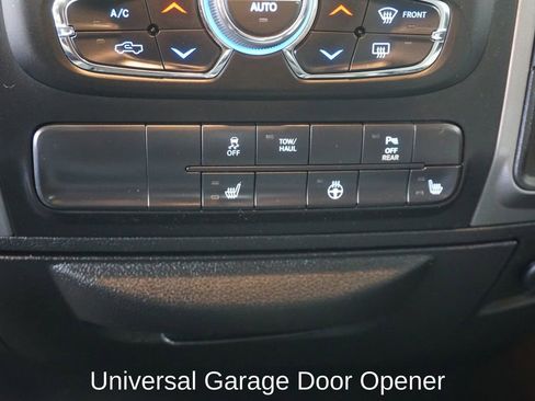 Used 2022 RAM 1500 Classic SLT w/ Electronics Convenience Group image 16