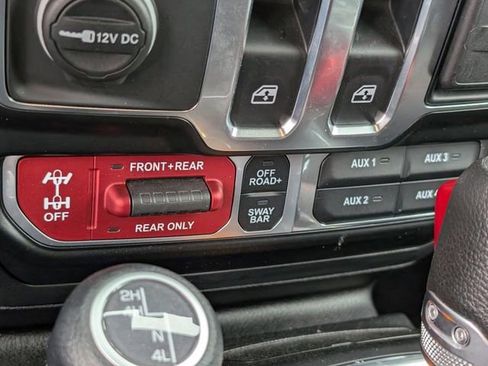 Used 2023 Jeep Wrangler Rubicon w/ Dual Door Group (Lowers Only) AWD/4WD image 17