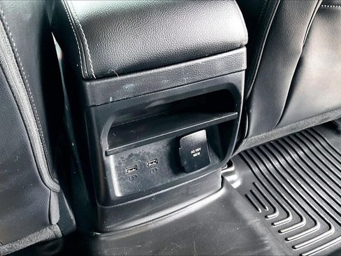 Used 2021 Ford Ranger Lariat w/ Equipment Group 501A High image 34