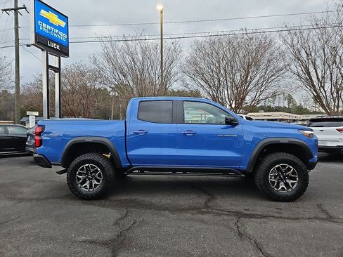 Used 2026 Chevrolet Colorado ZR2 AWD/4WD image 7