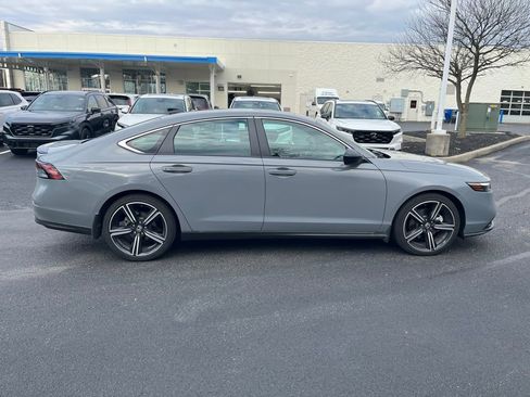 Used 2023 Honda Accord Sport image 8