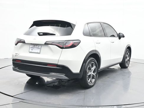 Used 2023 Honda HR-V EX-L image 8