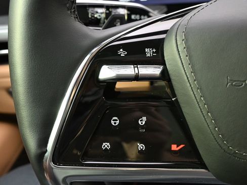 New 2025 Cadillac Escalade IQ Luxury 2 AWD/4WD image 35