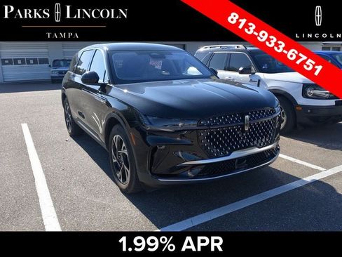 Certified 2025 Lincoln Nautilus Premier AWD/4WD image 18