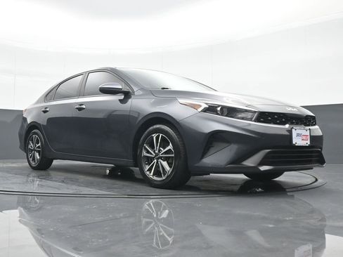 Used 2022 Kia Forte LXS image 24