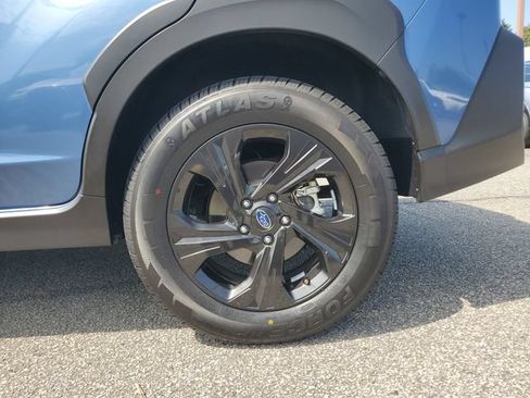Certified 2024 Subaru Crosstrek 2.0i w/ Crosstrek Mirror Package AWD/4WD image 11