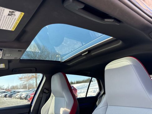 Certified 2022 Volkswagen GTI SE w/ SE Leather Package image 22