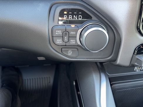 New 2026 RAM 1500 Big Horn AWD/4WD image 18