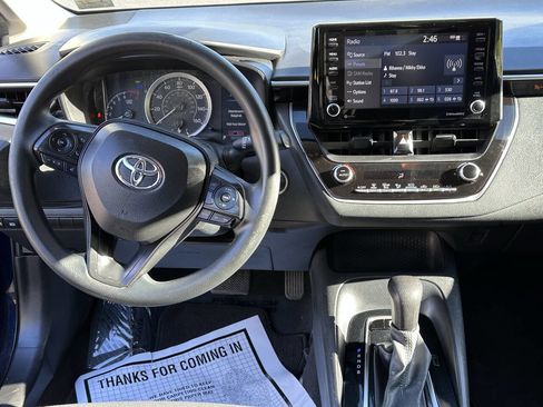 Used 2022 Toyota Corolla LE w/ LE Convenience Package image 21