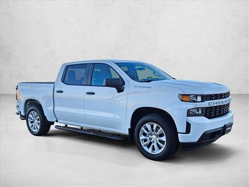 Used 2019 Chevrolet Silverado 1500 Custom image 3