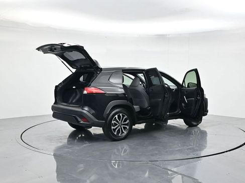 Used 2023 Toyota Corolla Cross S image 49