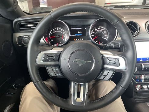 Used 2022 Ford Mustang Premium image 15