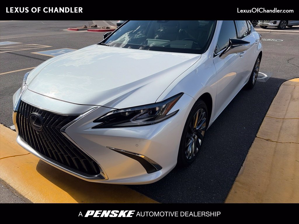 Used 2025 Lexus ES 300h w/ Accessory Package (Z2) FWD image 1