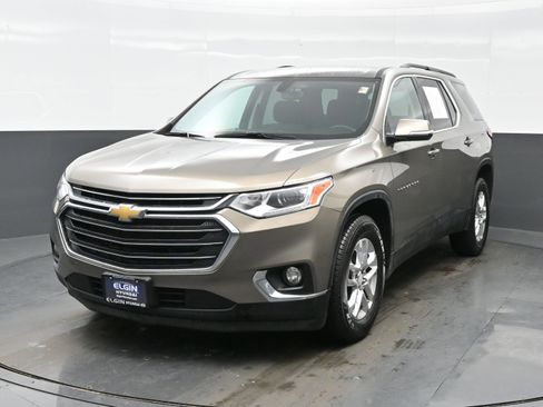 Used 2020 Chevrolet Traverse LT image 1