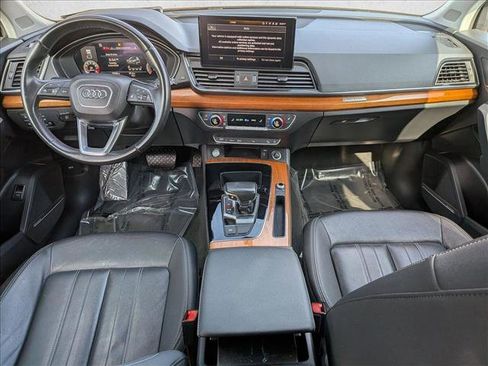 Used 2021 Audi Q5 Premium Plus w/ Premium Plus Package image 16