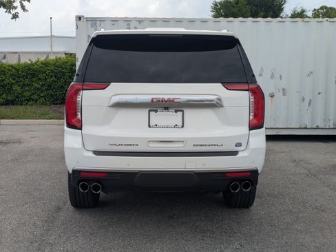 Used 2021 GMC Yukon XL Denali AWD/4WD image 6