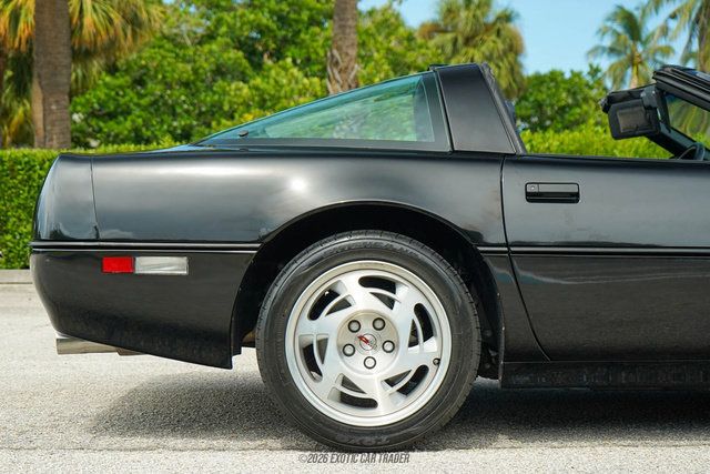 Used 1990 Chevrolet Corvette ZR-1 RWD image 10