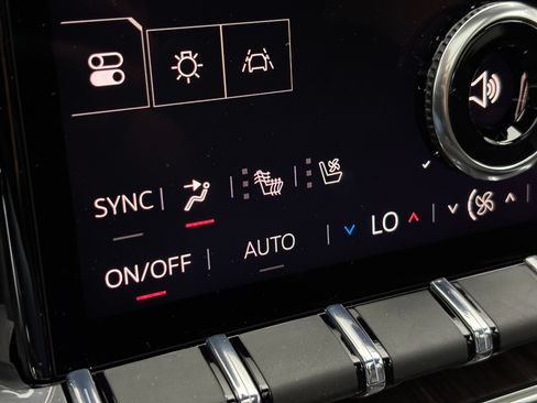 New 2026 GMC Acadia Denali w/ Super Cruise Package FWD image 7