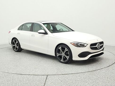 Used 2024 Mercedes-Benz C 300 Sedan image 3