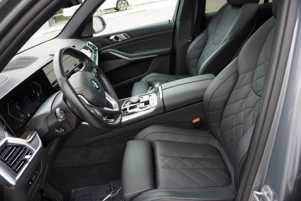 Used 2026 BMW X5 xDrive40i AWD/4WD image 15