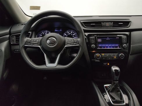 Used 2018 Nissan Rogue S FWD image 22