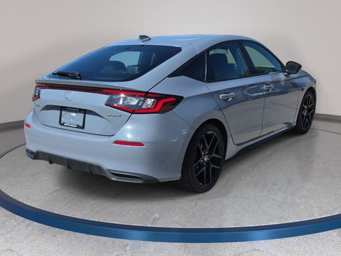 Used 2022 Honda Civic Sport image 6
