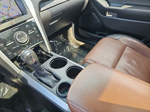 Used 2014 Ford Explorer Limited w/ Equipment Group 302A FWD image 26