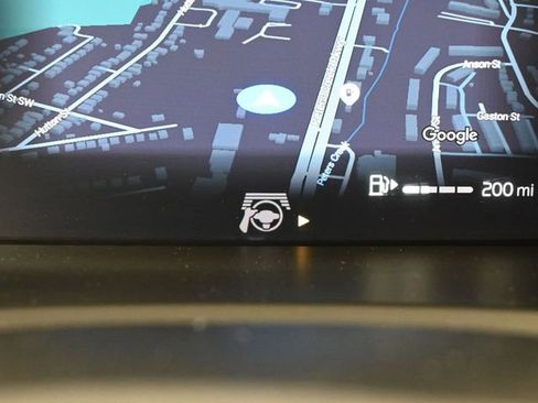 Used 2023 Volvo XC90 B5 Core image 25