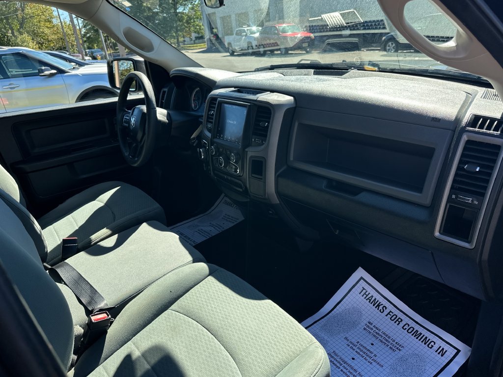 Used 2018 RAM 1500 Express w/ Express Value Package AWD/4WD image 19