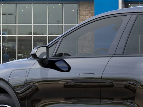 New 2026 Chevrolet Equinox EV LT image 12